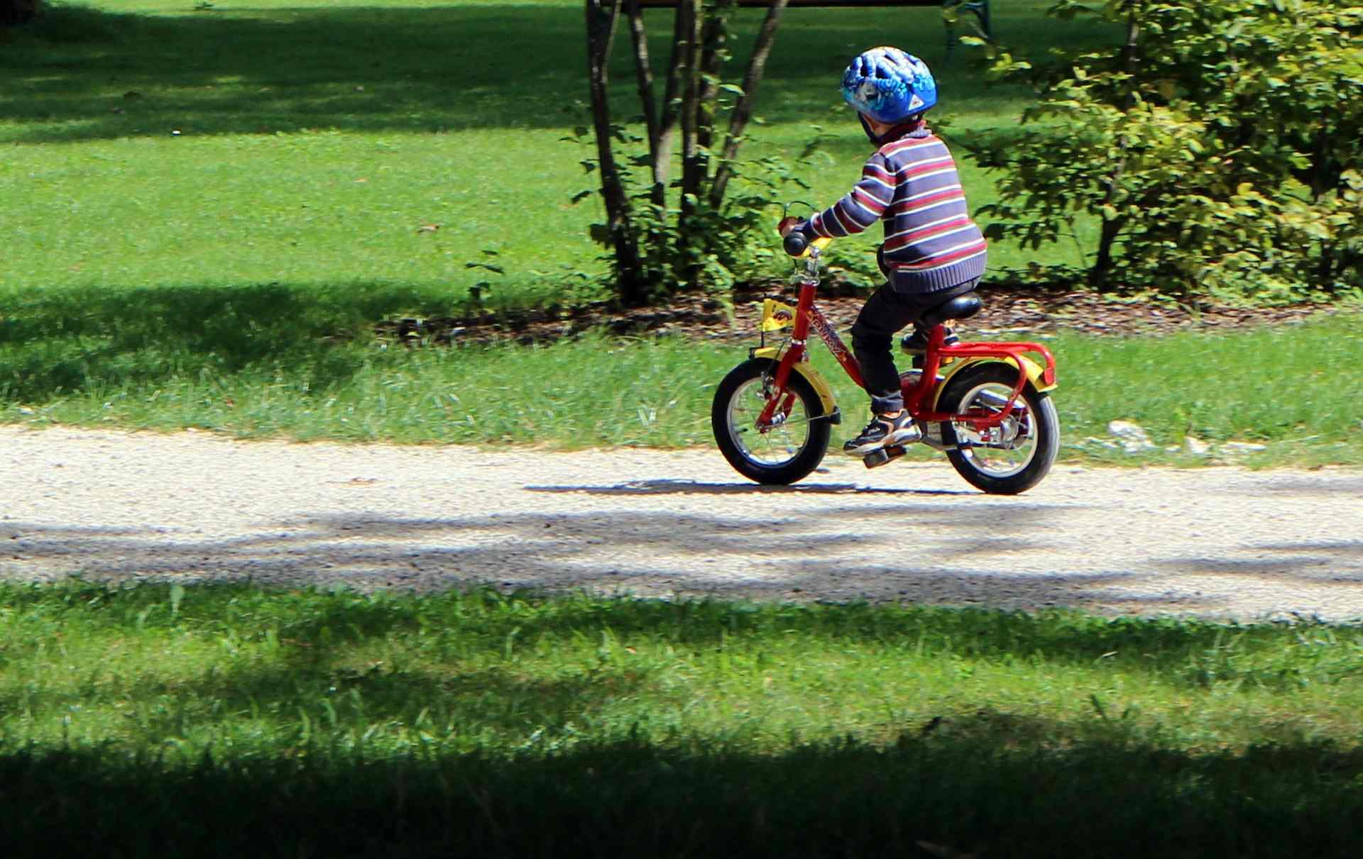 Übungen mit dem Fahrrad Fit auf dem Fahrrad MIFUSFamily